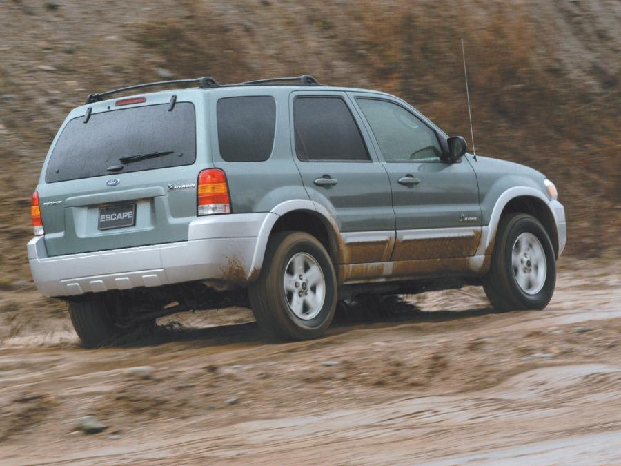  Ford Escape Hybrid 2004 года  (фото 7 из 37)